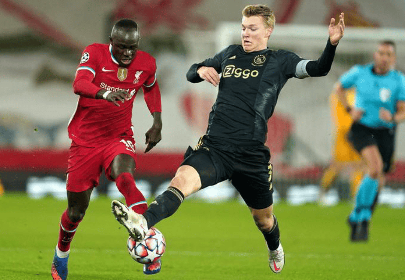 今晨荷甲传出新动向，阿贾克斯豪取连胜，管理层表态——媒体盛赞，控场能力受关注的简单介绍